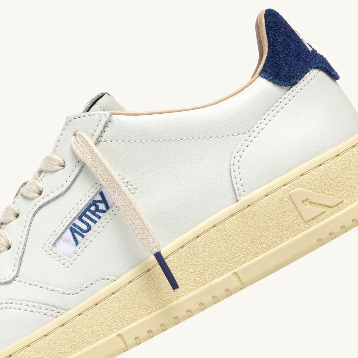 Autry Medalist Low Sneaker Weiß/Blau