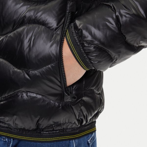 Blauer Wave Puffer Zwart