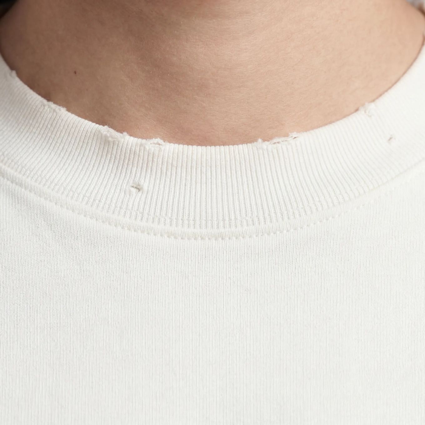 Bram’s Fruit Distressed Script Logo T-shirt Off White