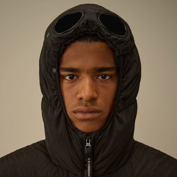 CP Company Chrome-R Goggle Down Puffer Zwart