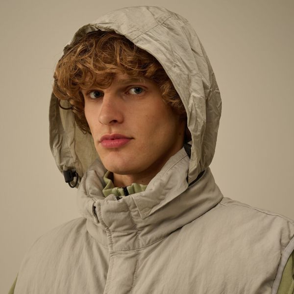 CP Company Eco-Chrome R Mixed Bodywarmer Beige