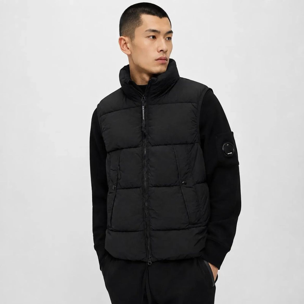 CP Company Chrome-R Padded Bodywarmer Schwarz