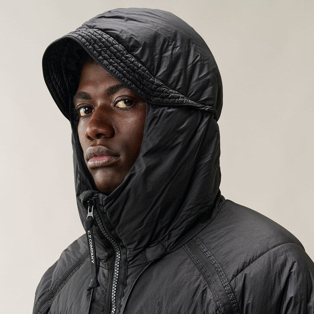 CP Company Down Shield Lens Hooded Puffer Schwarz