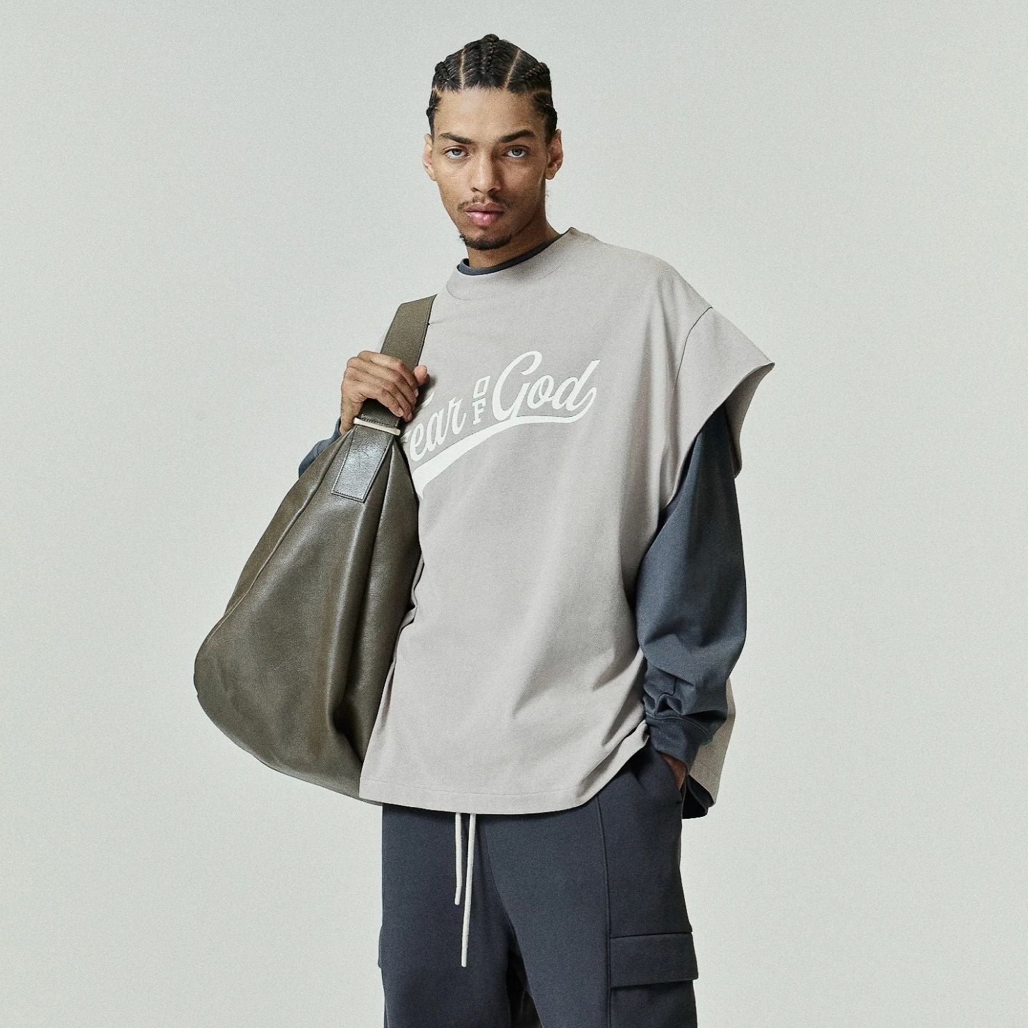 Fear Of God Essentials Cut Off 90's T-shirt Grau