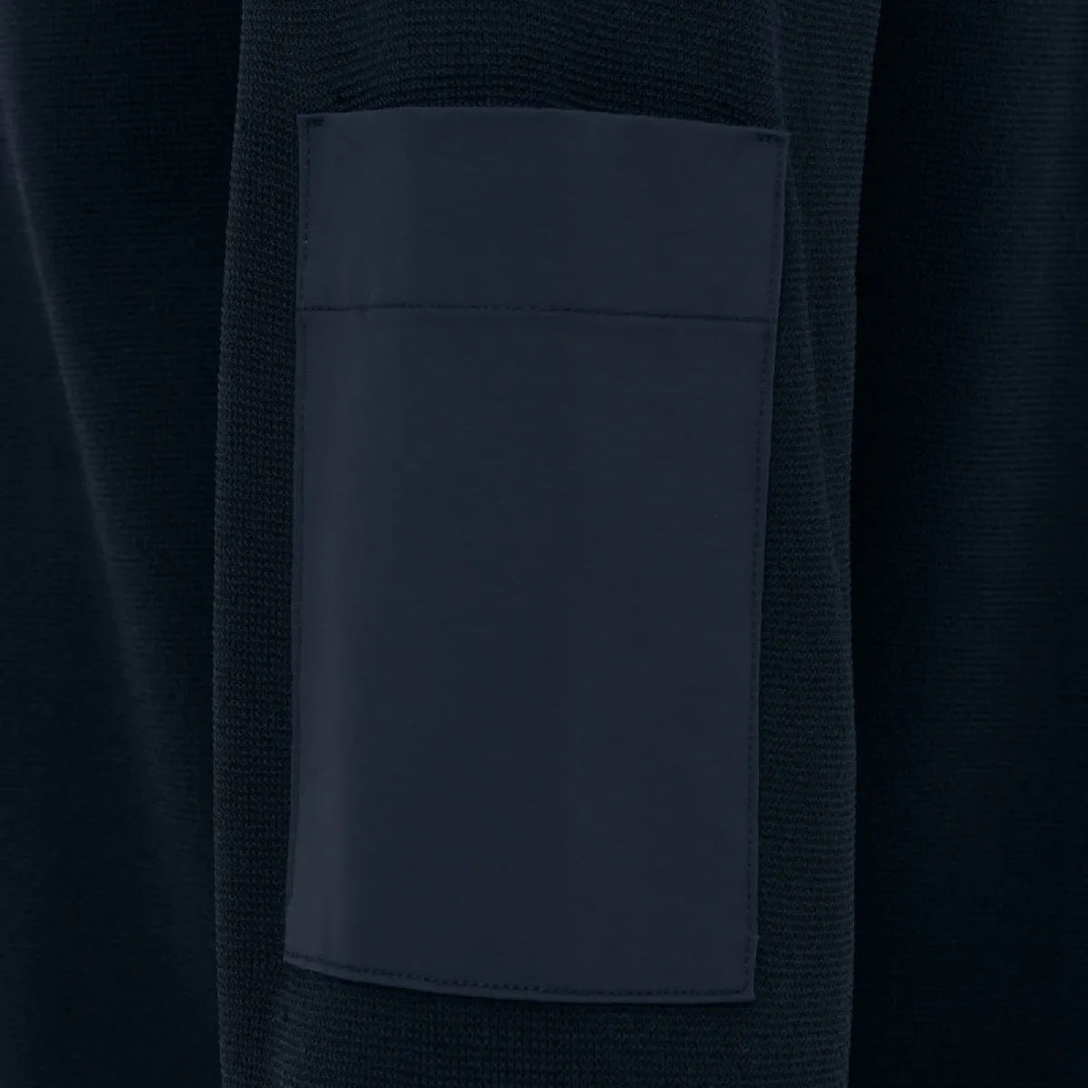 Genti Round Pocket Pullover Marine