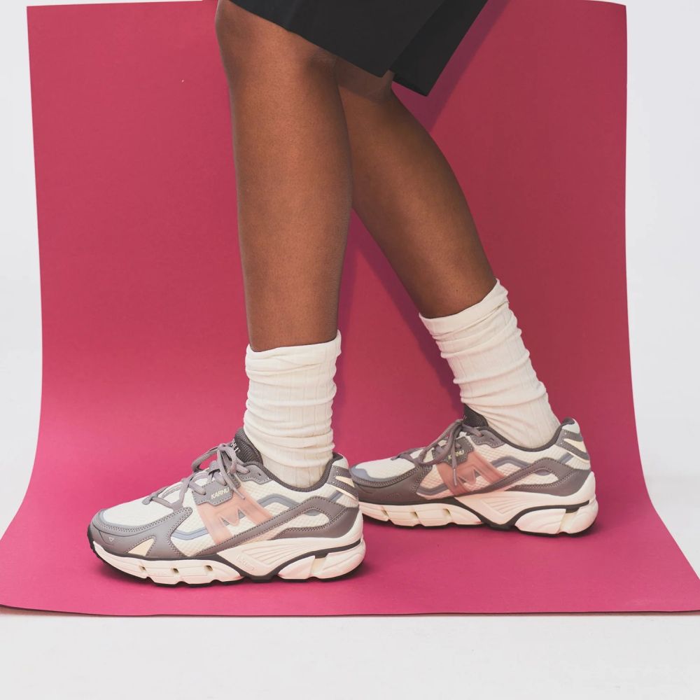 Karhu Super Fulcrum Sneaker Grau/Offwhite