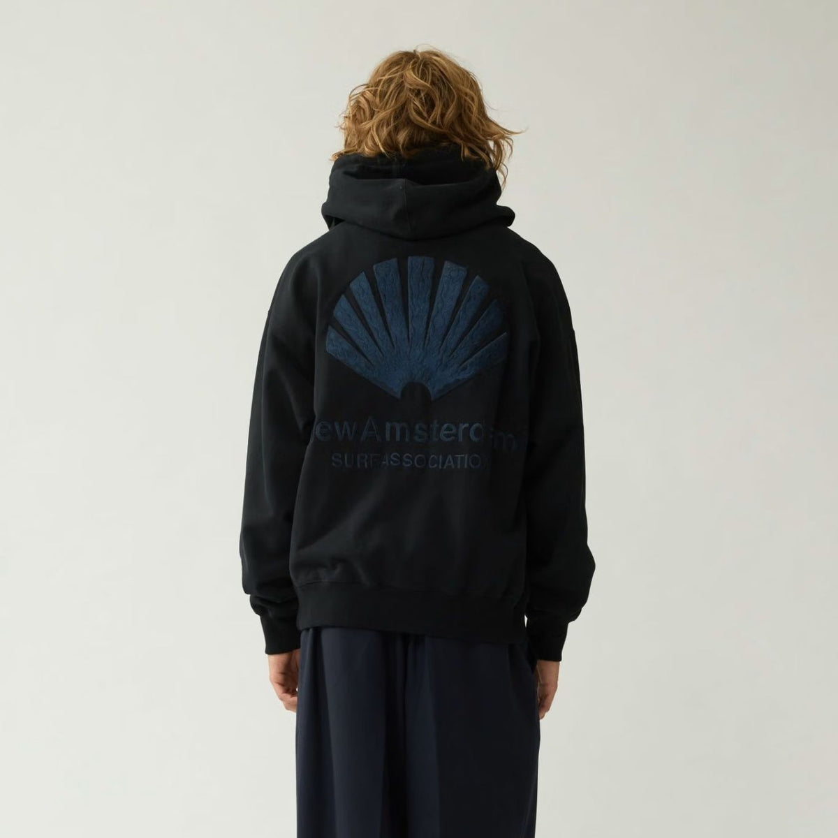 New Amsterdam Surf Association Logo Kapuzenpullover Schwarz
