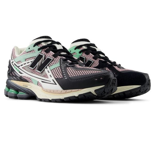 New Balance 1906 Utility Sneaker Roze/Zwart