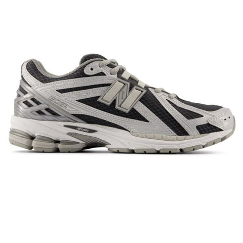 New Balance 1906R Sneaker Grau/Schwarz