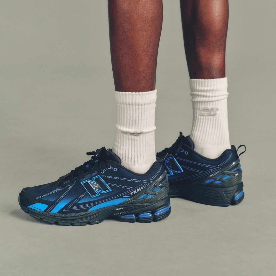 New Balance 1906E Sneaker Dunkelblau