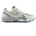 New Balance 880R Sneaker Offwhite/Grau