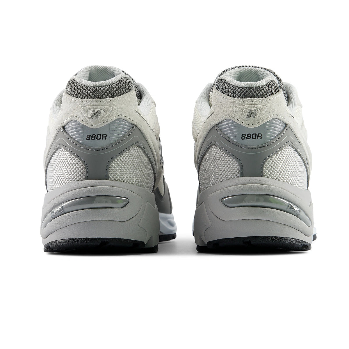 New Balance 880R Sneaker Offwhite/Grau
