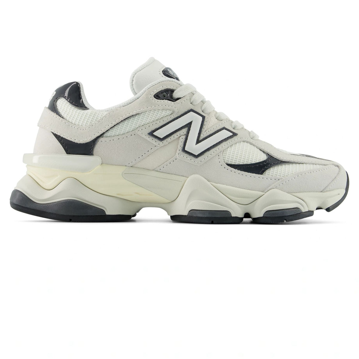 New Balance 9060 Sneaker Weiß/Schwarz
