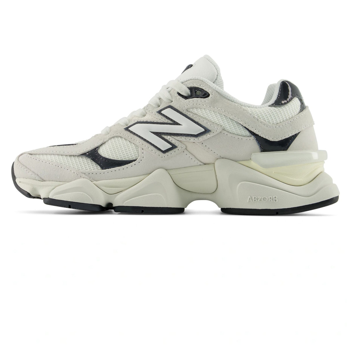 New Balance 9060 Sneaker Weiß/Schwarz