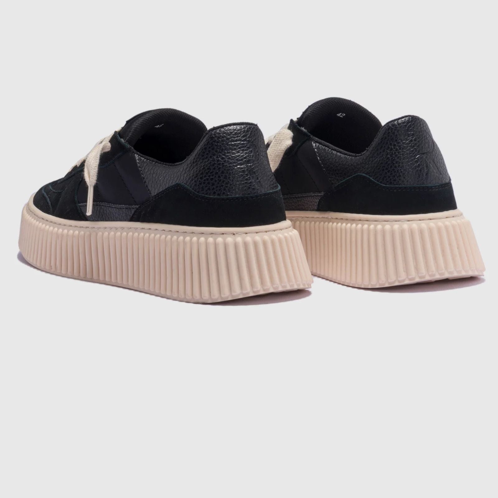 Rhun Treble 1989 Wildleder-Sneaker Schwarz