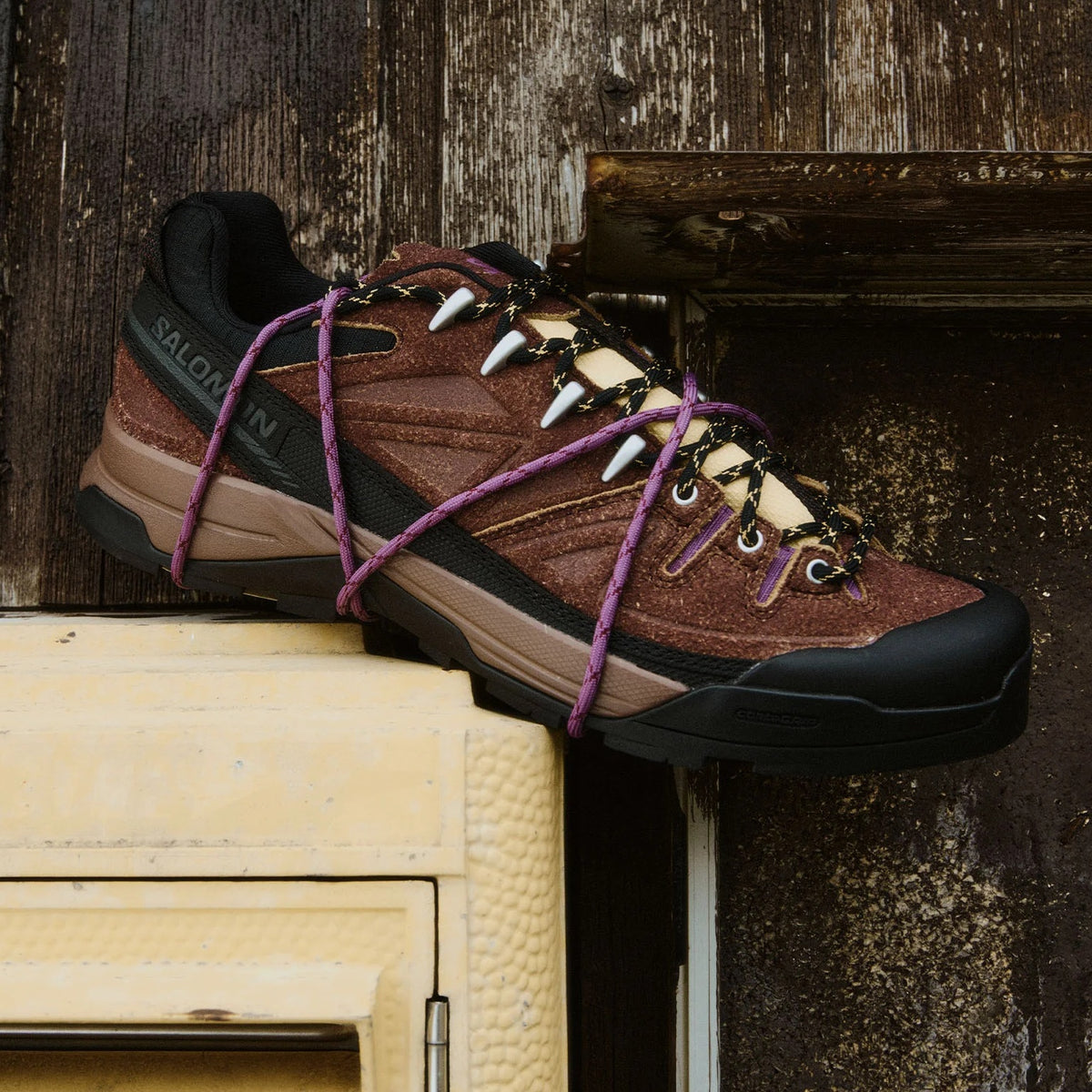 Salomon XT-Alp Expedition Sneaker Braun/Schwarz