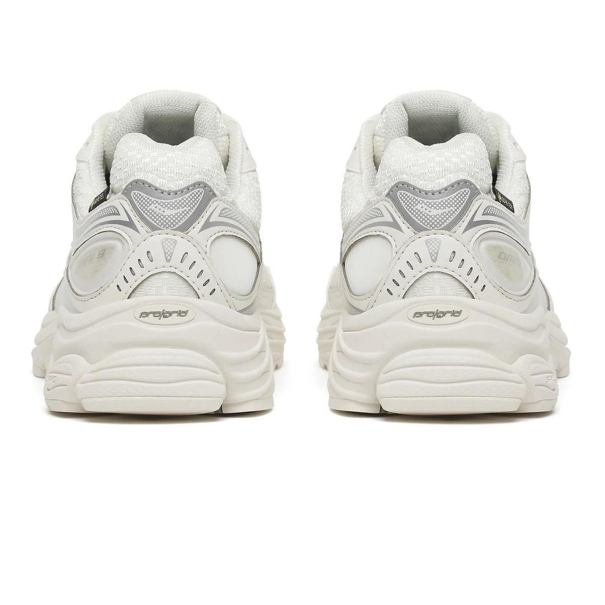 Saucony Progrid Omni 9 GTX Sneaker Offwhite