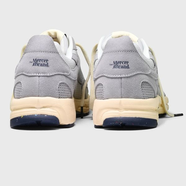 The Mercer Brand The Re-Run Vintage Suede Sneaker Grijs