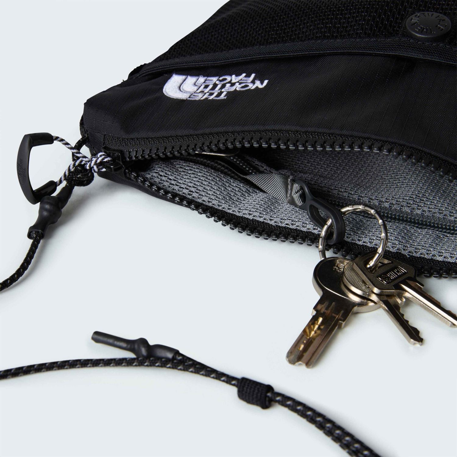 The North Face Terra Shoulder Bag Zwart