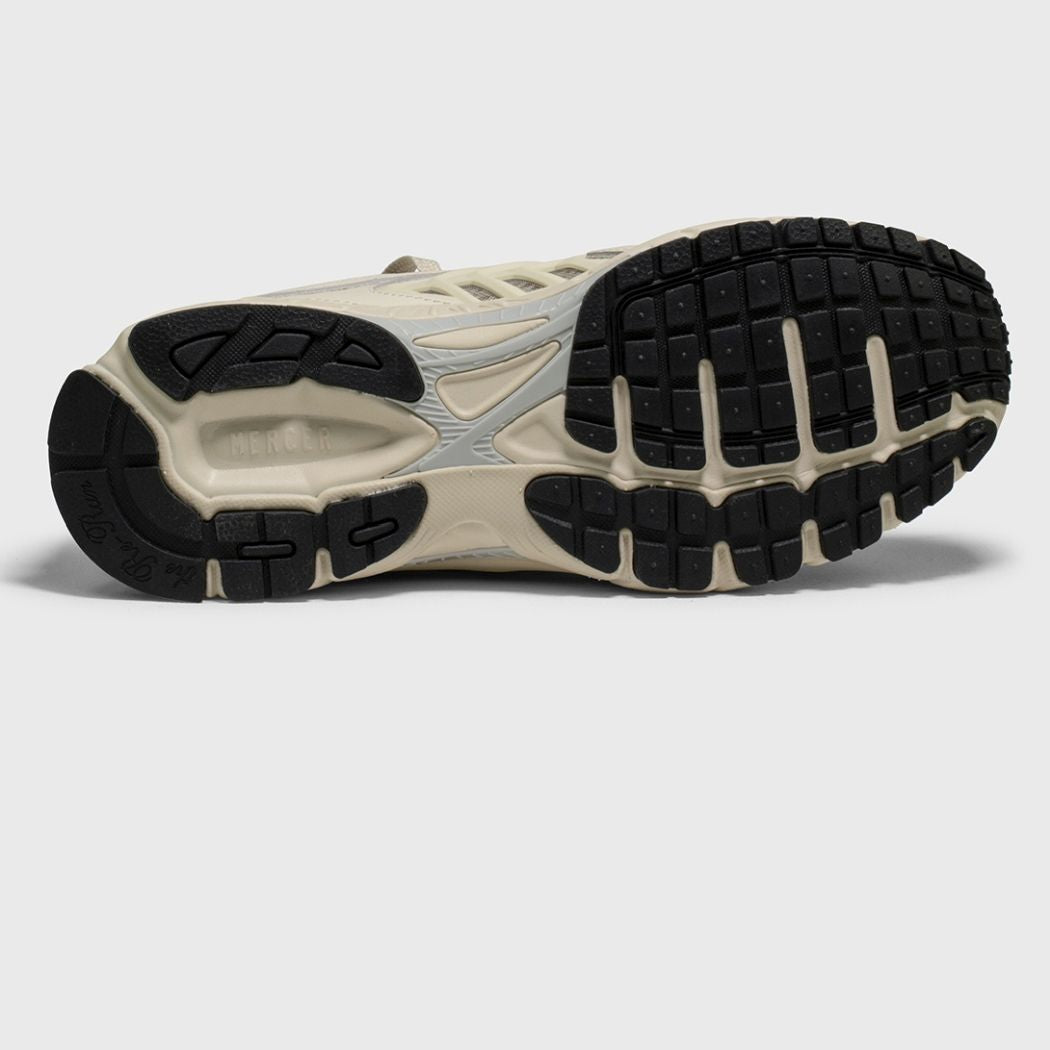 The Mercer Brand The Re-Run Cracked Sneaker Braun