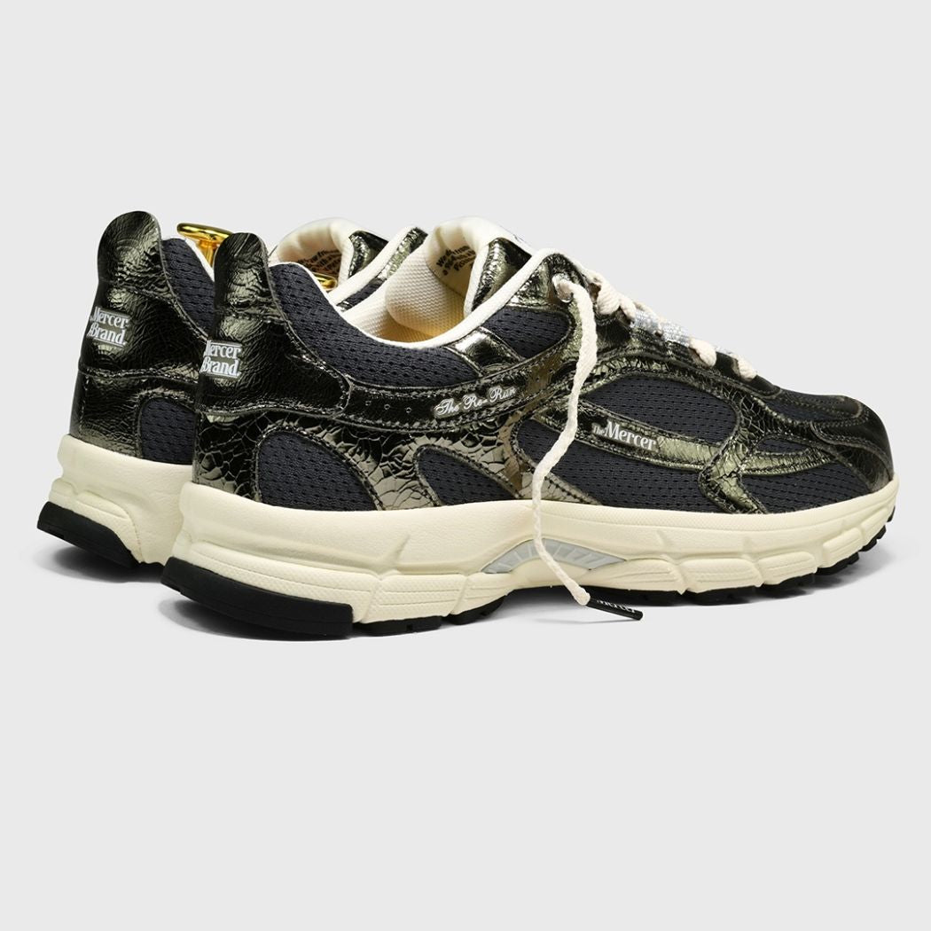 The Mercer Brand The Re-Run Cracked Sneaker Dunkelgrün