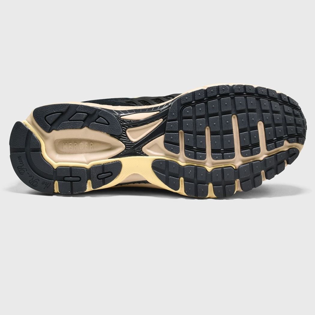 The Mercer Brand The Re-Run EVO Nubuck Sneaker Anthrazit