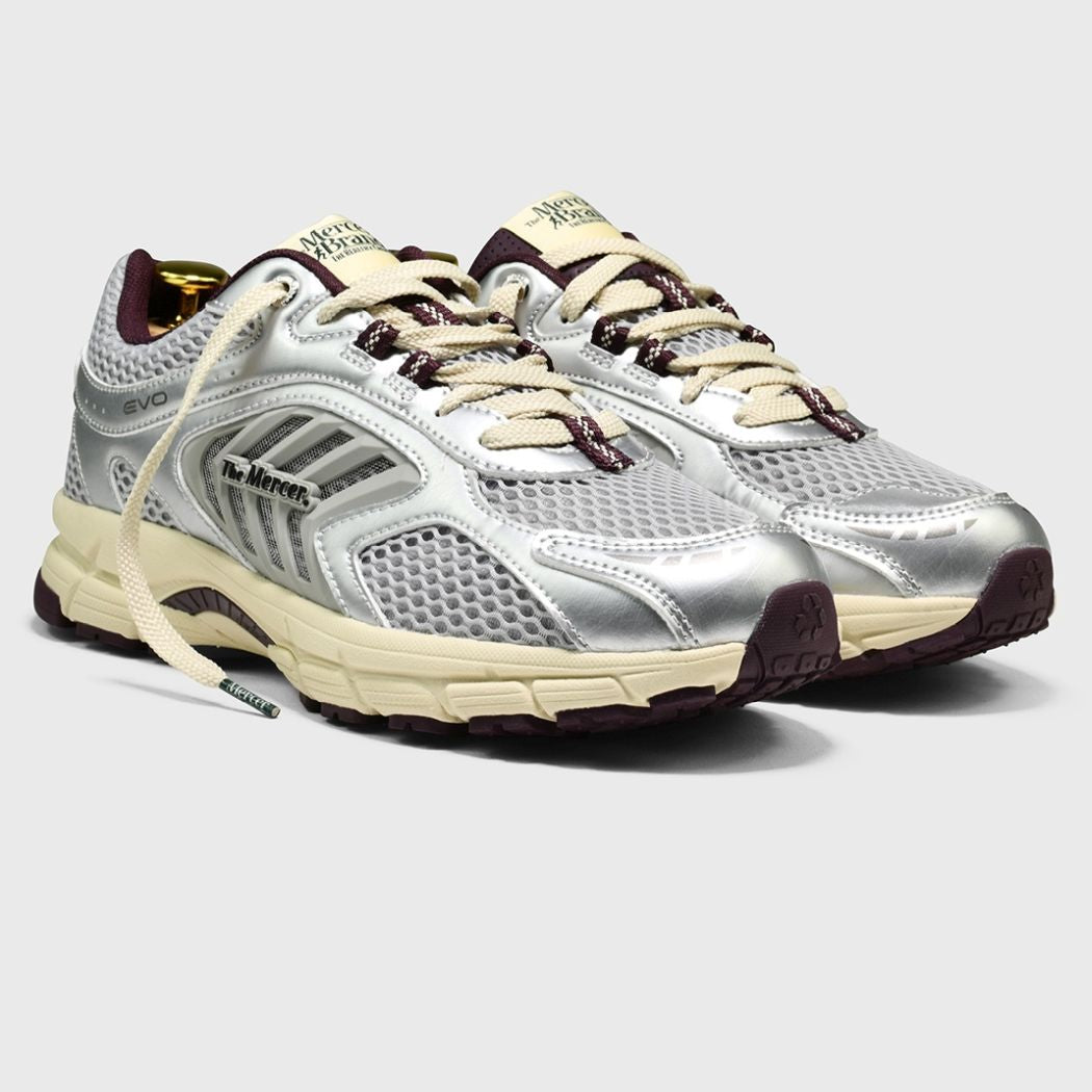The Mercer Brand The Re-Run EVO Silver Sneaker Silber/Rot