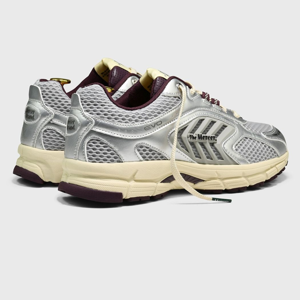 The Mercer Brand The Re-Run EVO Silver Sneaker Silber/Rot