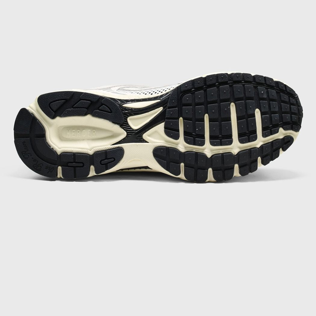 The Mercer Brand The Re-Run Flag Sneaker Weiß/Schwarz
