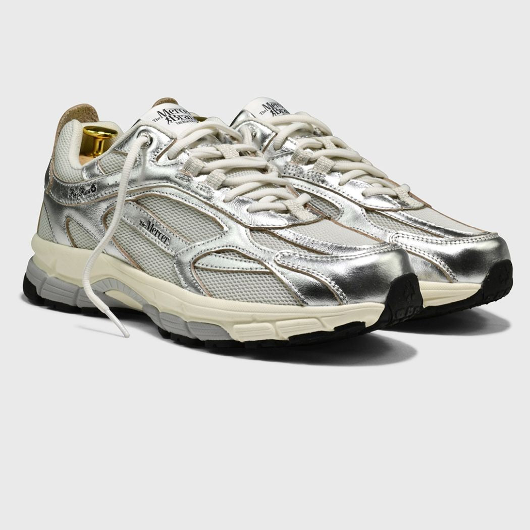 The Mercer Brand The Re-Run Pine Metallic Sneaker Silber