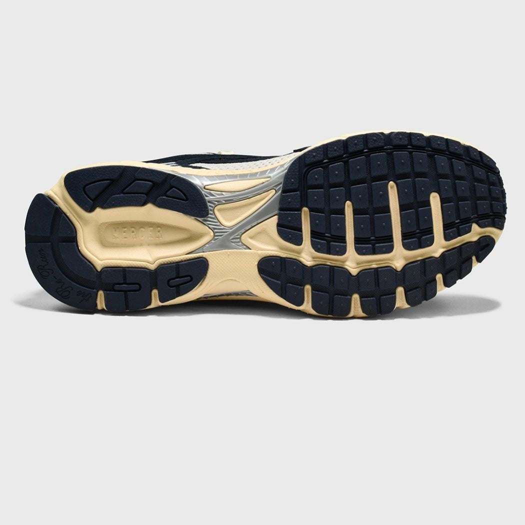 The Mercer Brand The Re-Run Vintage Sneaker Marine