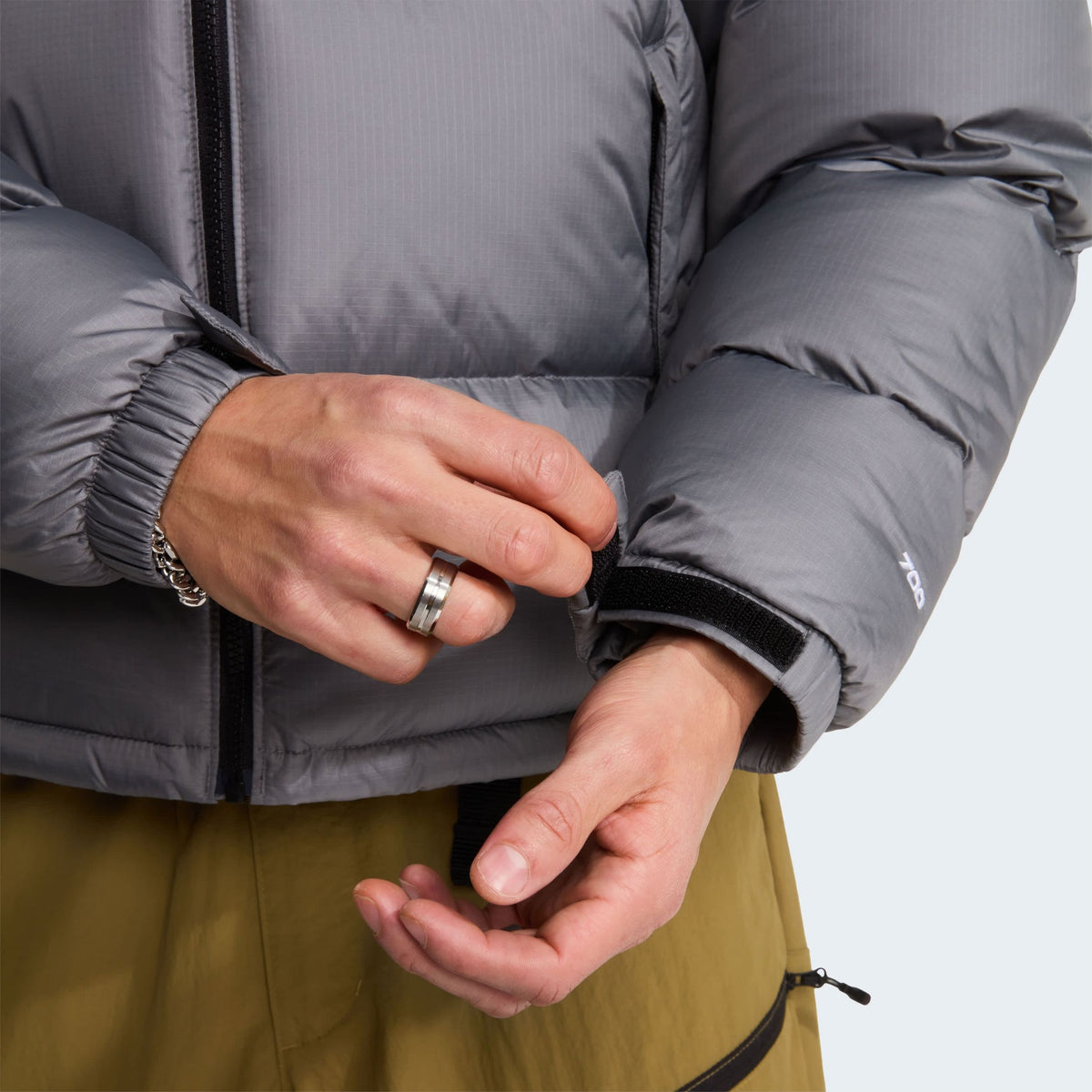 The North Face 1996 Retro Nuptse Jacke Grau