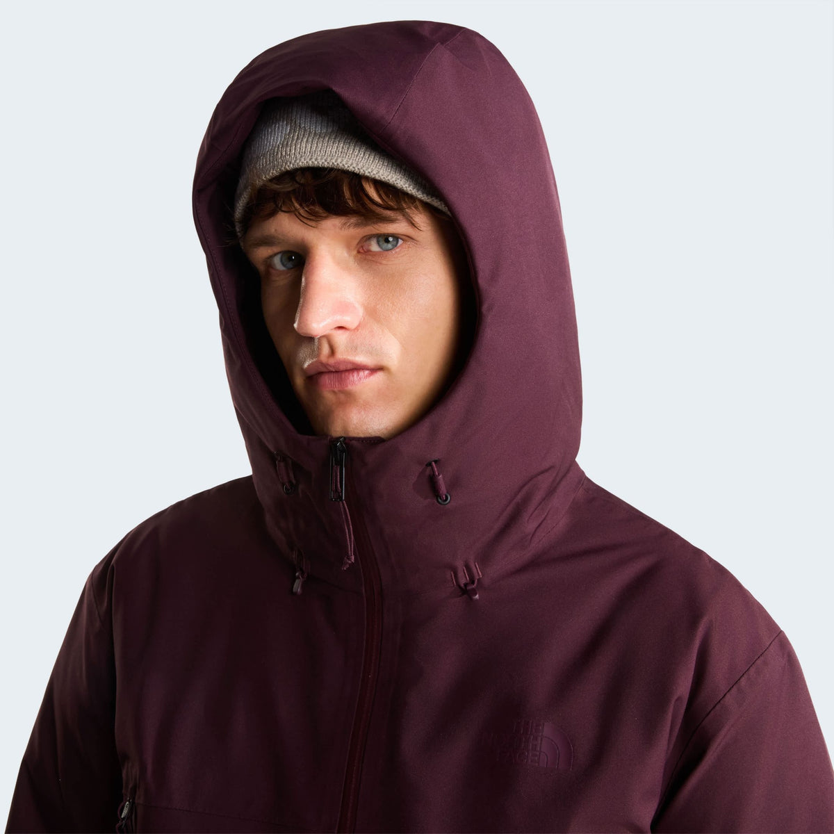 The North Face Mountain Range Down Jacke Bordeaux