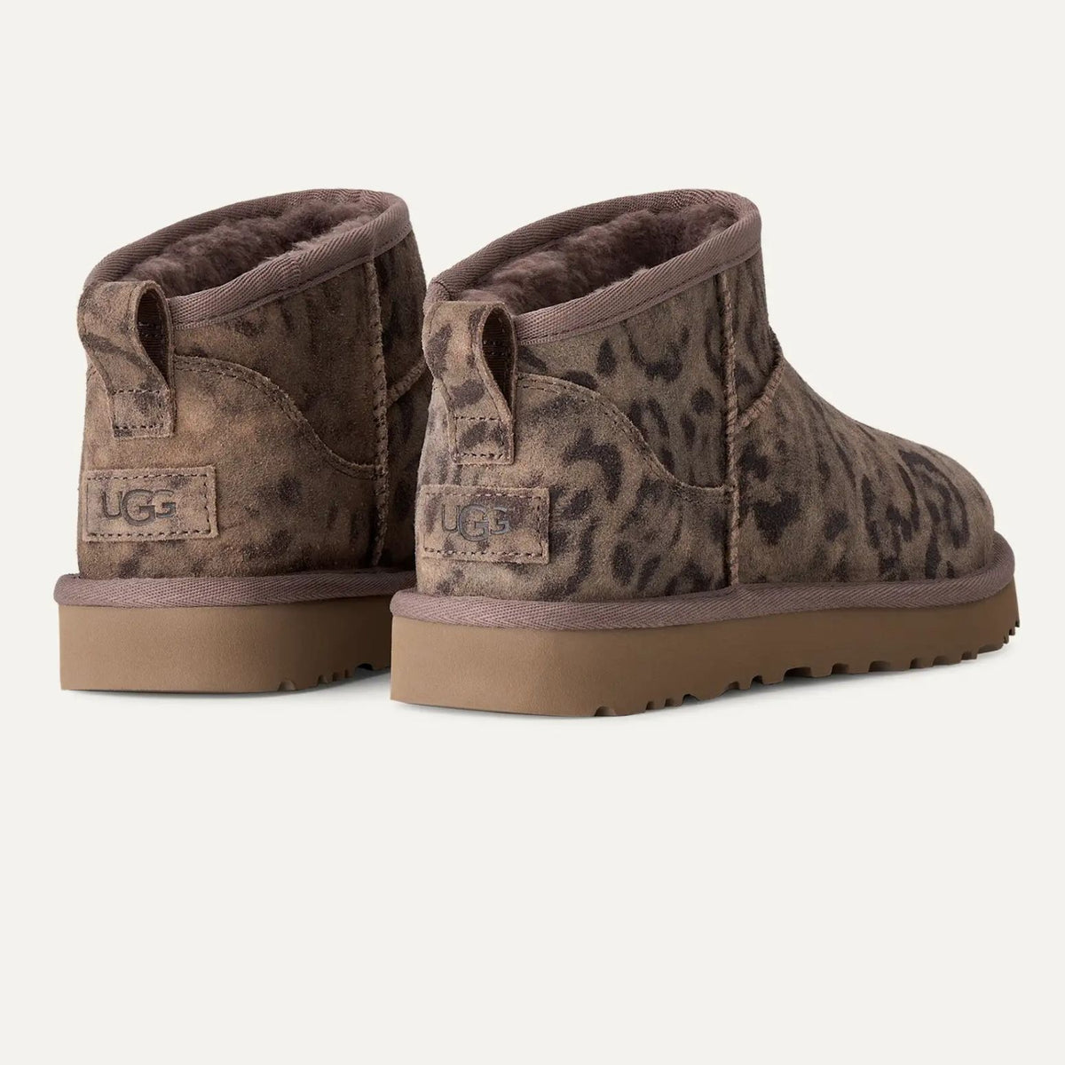 UGG Classic Ultra Mini Spotted Stiefel Braun