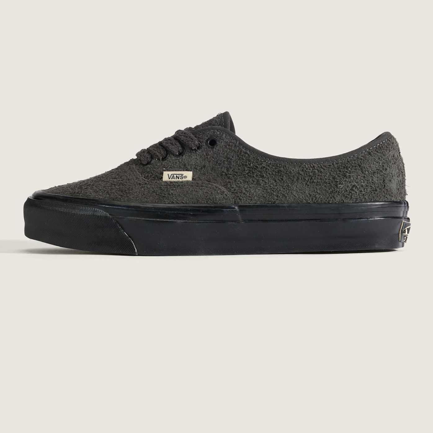 Vans LX Authentic 44 Hairy Sneaker Schwarz