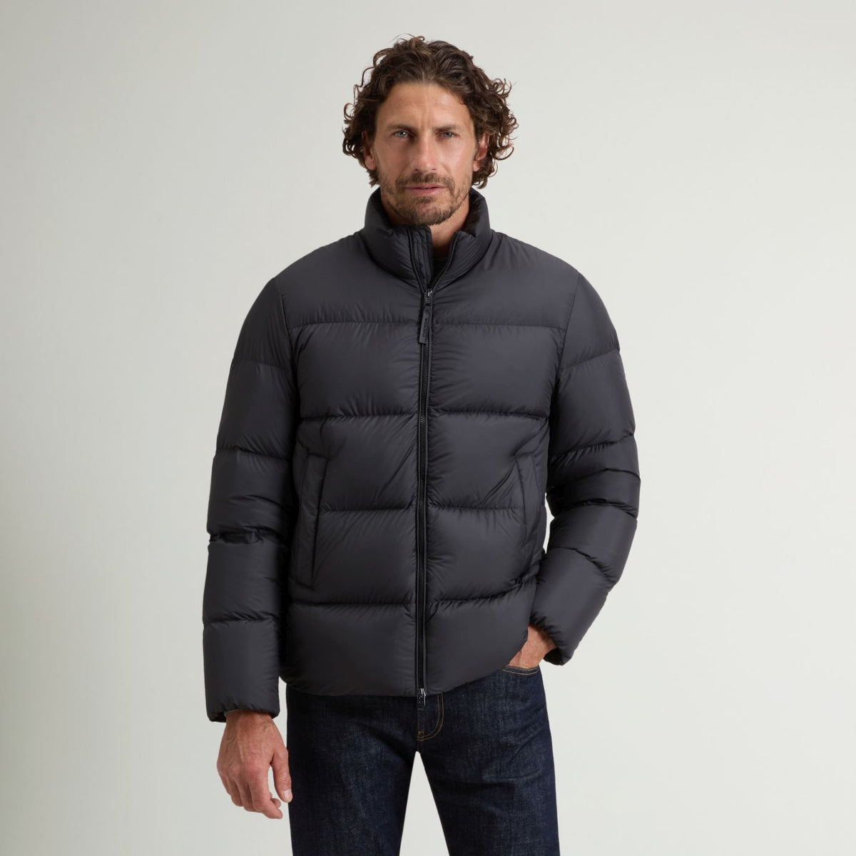 Woolrich Cloud Eagle Puffer Schwarz