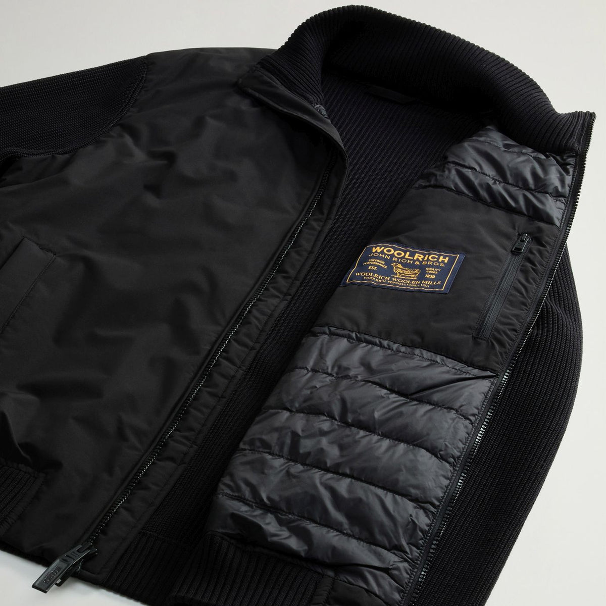 Woolrich Cloud Hybrid Jacke Schwarz